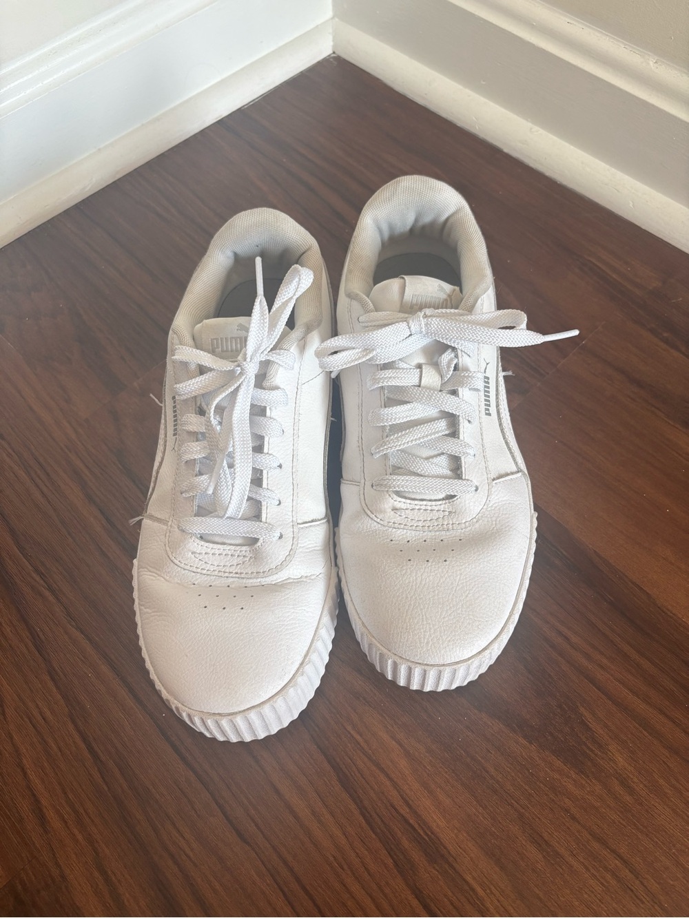 Puma Carina White Leather Platform Sneakers Size 10.5
